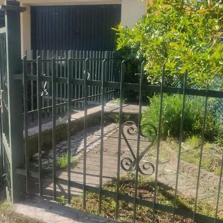 Casa Giulia Near Lazise, Garda And Gardaland Apartman *