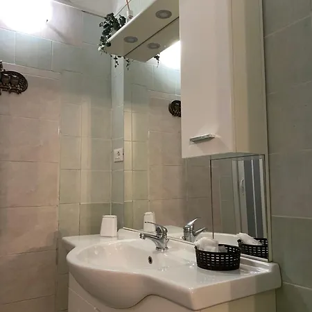 Casa Giulia Near Lazise, Garda And Gardaland Apartment